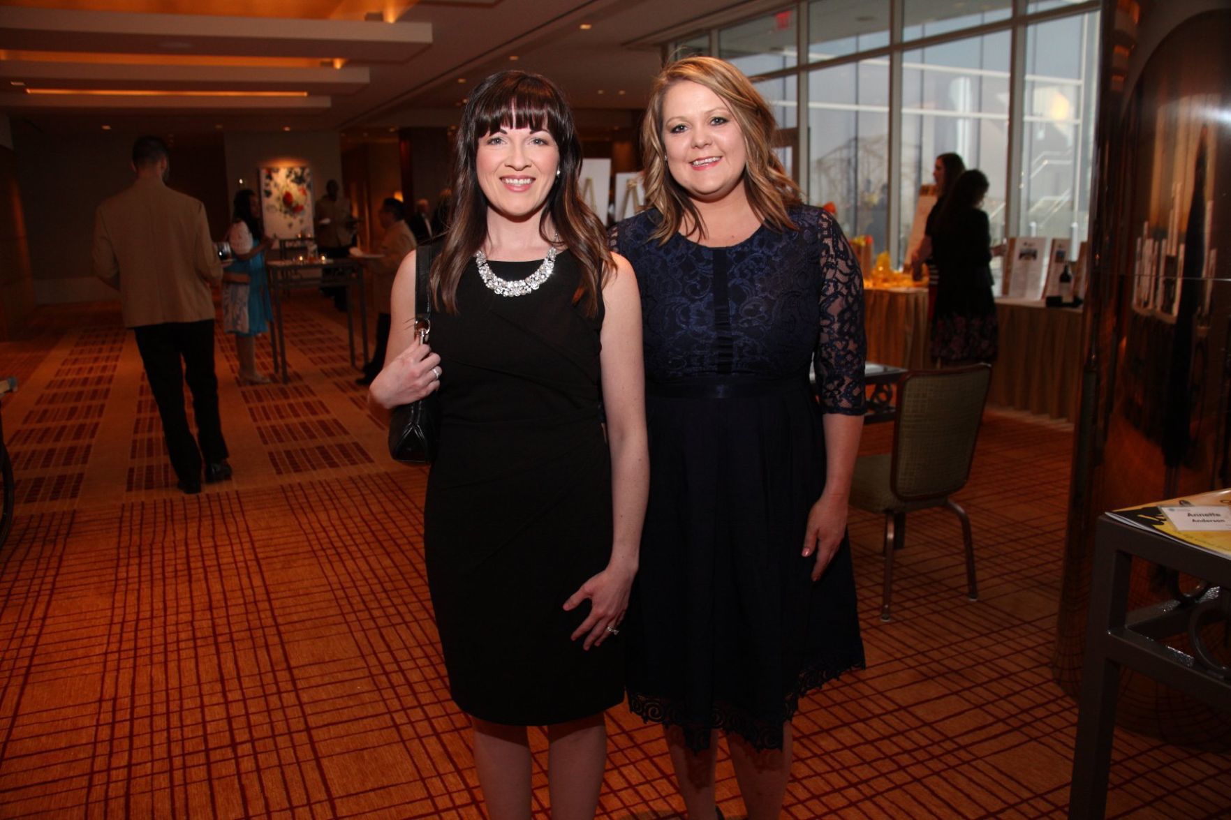 Annette Anderson, Kelsi Richards